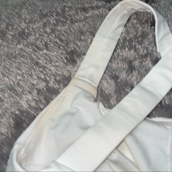 Lululemon Top Speed Tank White Size ? (no inserts) - Picture 3 of 4